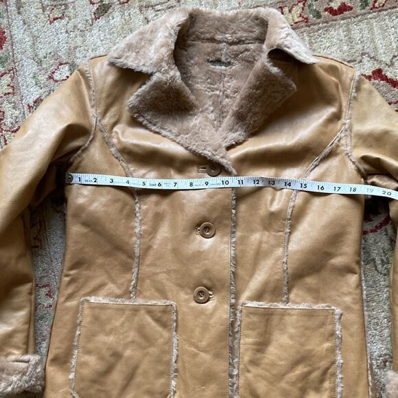 Vintage Guess Genuine Leather Faux Fur Three Button Jacket Size Medium - Picture 14 of 15